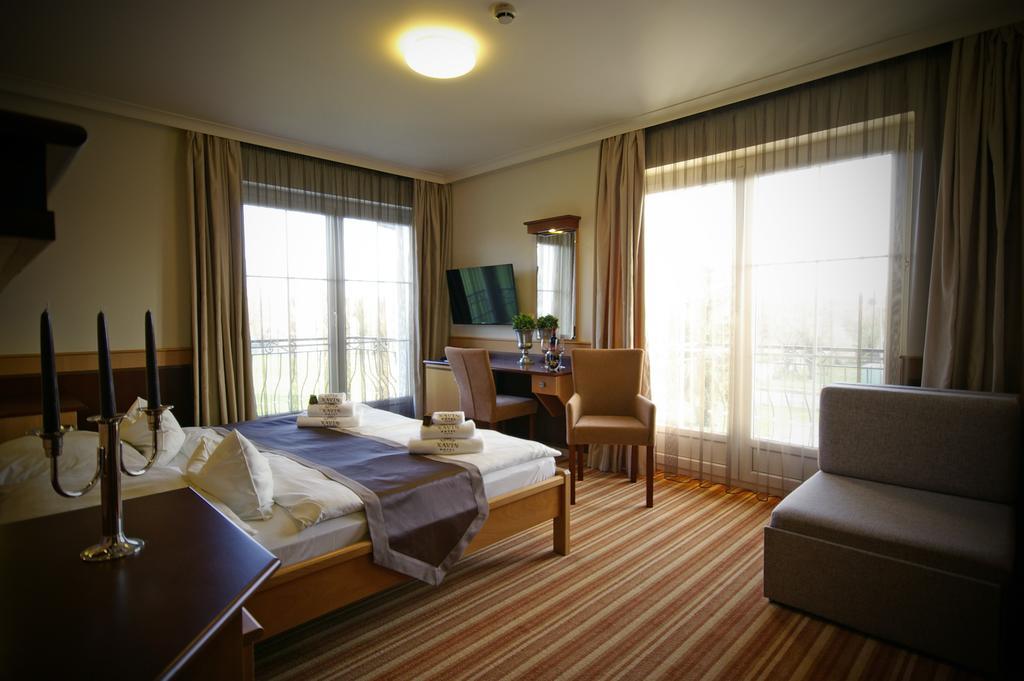 Xavin Wellness Hotel & Restaurant Harkany Room photo