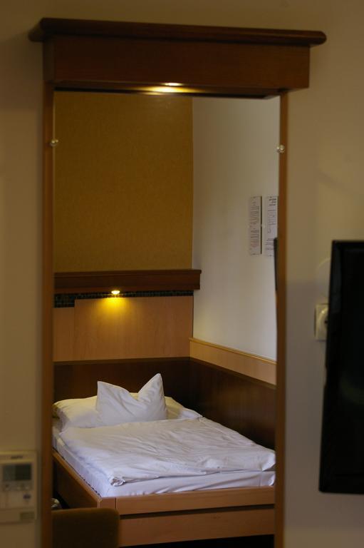 Xavin Wellness Hotel & Restaurant Harkany Room photo