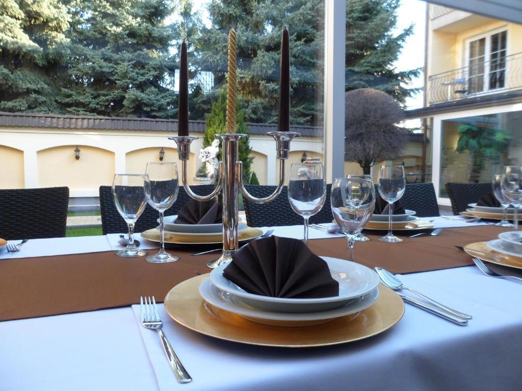 Xavin Wellness Hotel & Restaurant Harkany Exterior photo